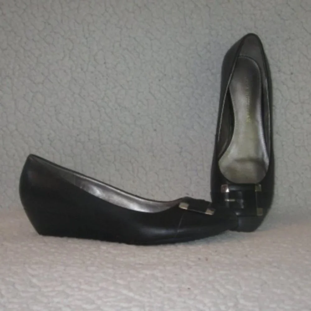 Dana Buchman Alexandria Black Leather Buckle Wedges